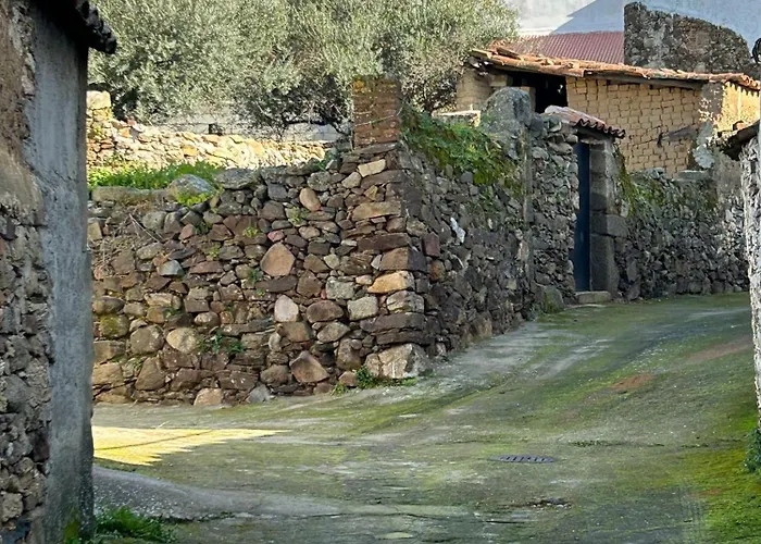 La Manzanilla Salvatierra de Santiago